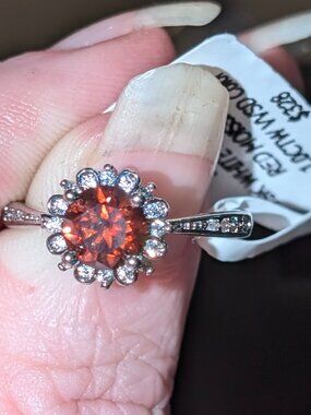 18k White gold Red orange moissanite diamond ring NWT